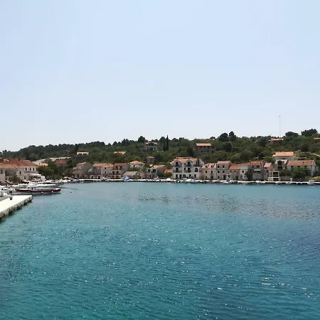 Veli Apartament Drvenik Veliki