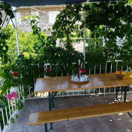 Veli Apartament *